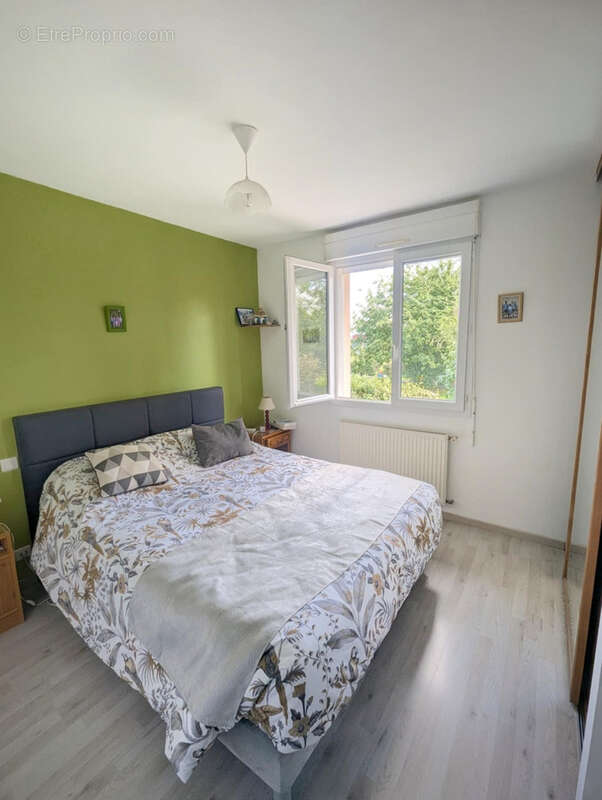 Maison à LUC-LA-PRIMAUBE