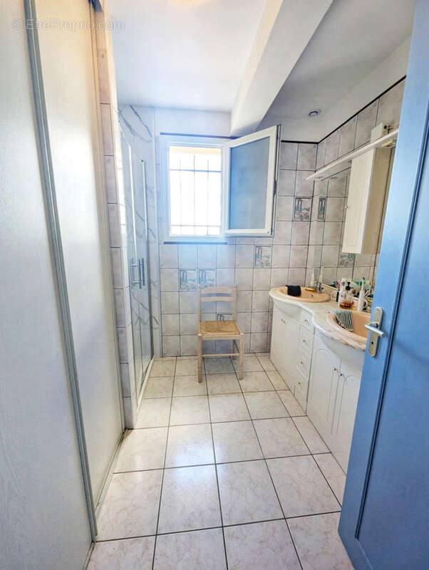 Maison à LUC-LA-PRIMAUBE