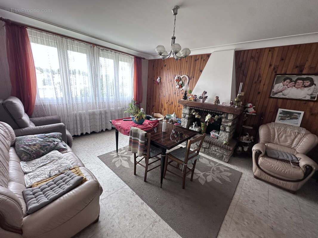 Maison à PONT-SAINT-MARTIN