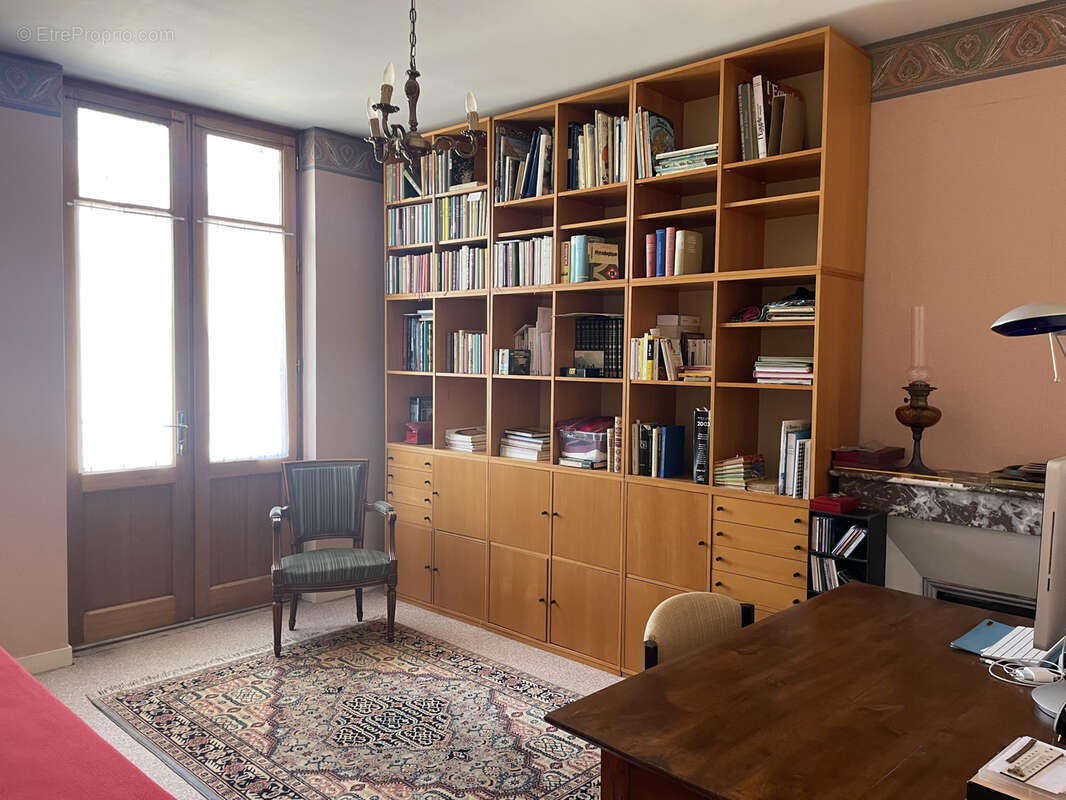 Maison à L&#039;ISLE-D&#039;ESPAGNAC