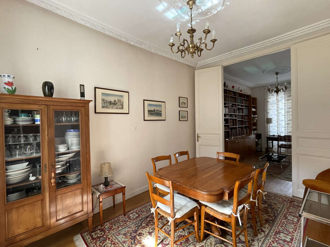 Maison à L&#039;ISLE-D&#039;ESPAGNAC