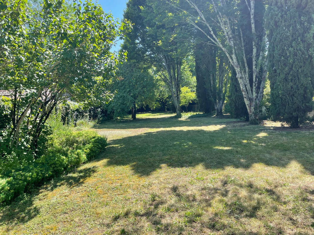 Maison à L&#039;ISLE-D&#039;ESPAGNAC