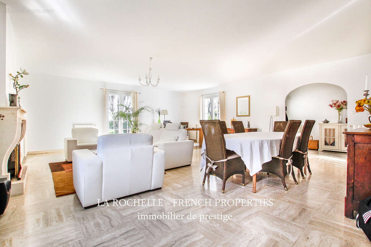 Maison à LA ROCHELLE
