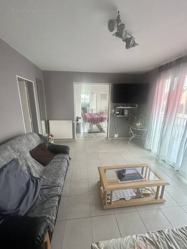 Maison à SAINT-MESMES