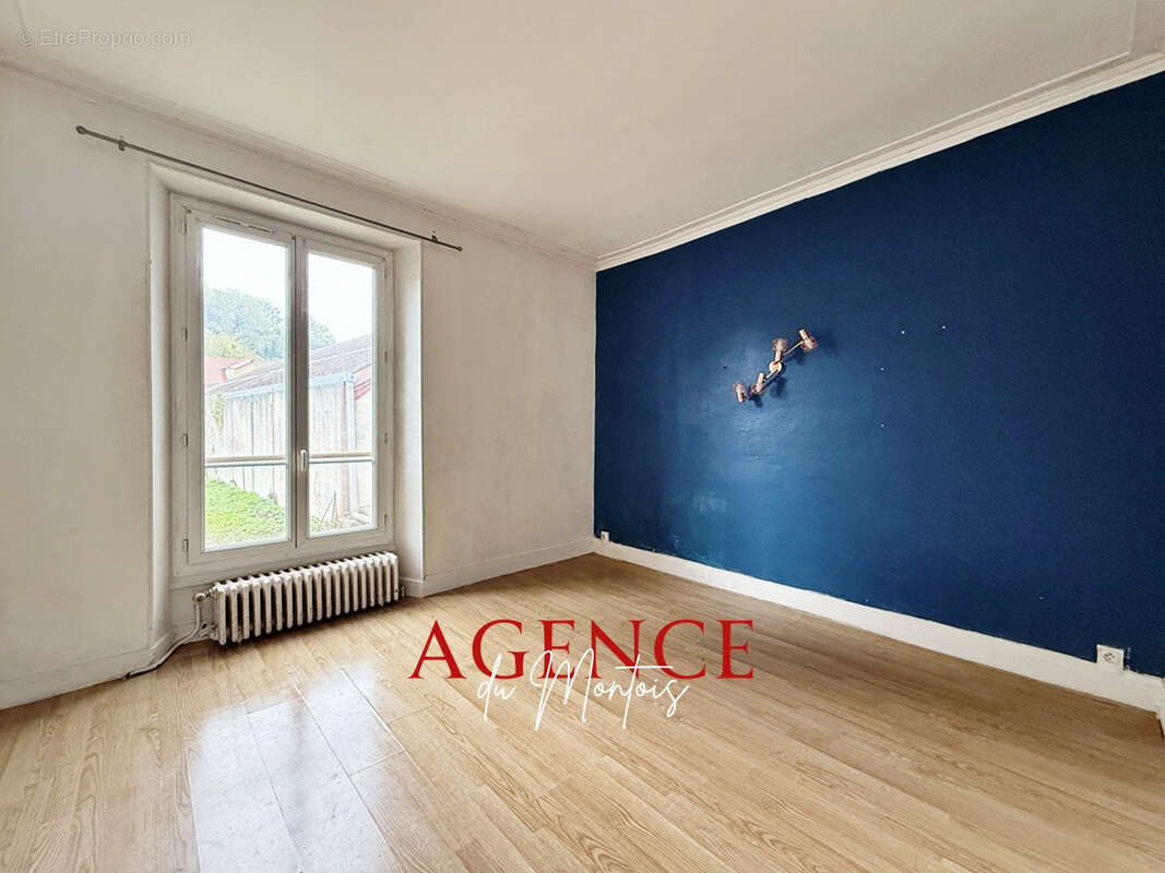 Maison à DONNEMARIE-DONTILLY