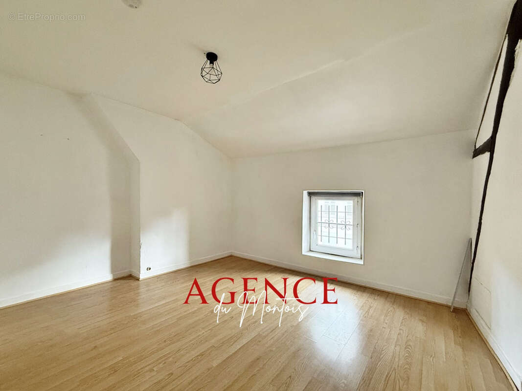 Maison à DONNEMARIE-DONTILLY