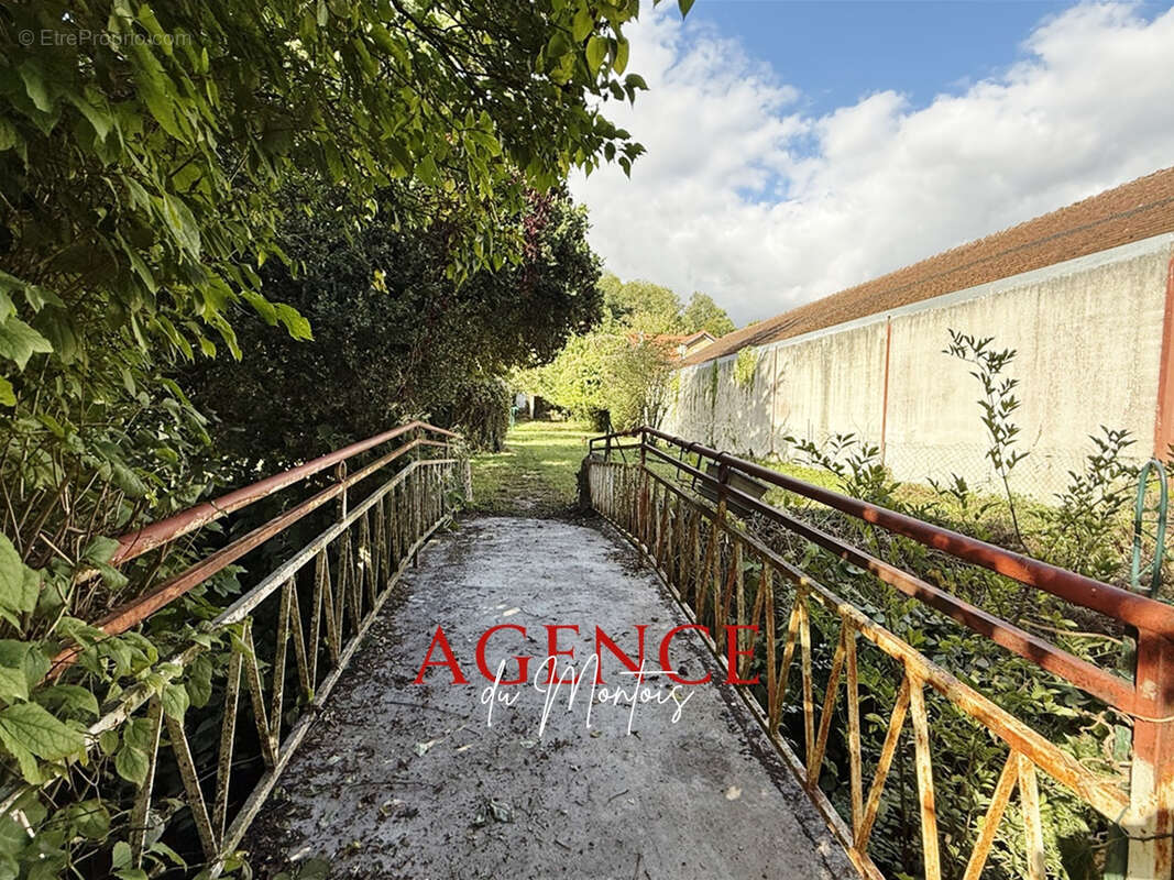 Maison à DONNEMARIE-DONTILLY