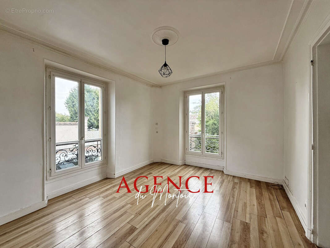 Maison à DONNEMARIE-DONTILLY