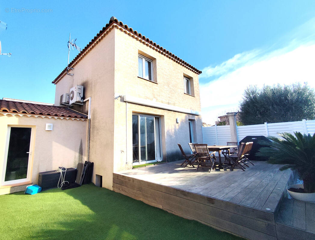 Maison à MARGUERITTES