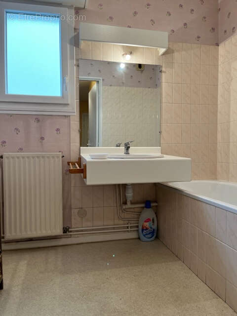 Appartement à MOULINS-LES-METZ