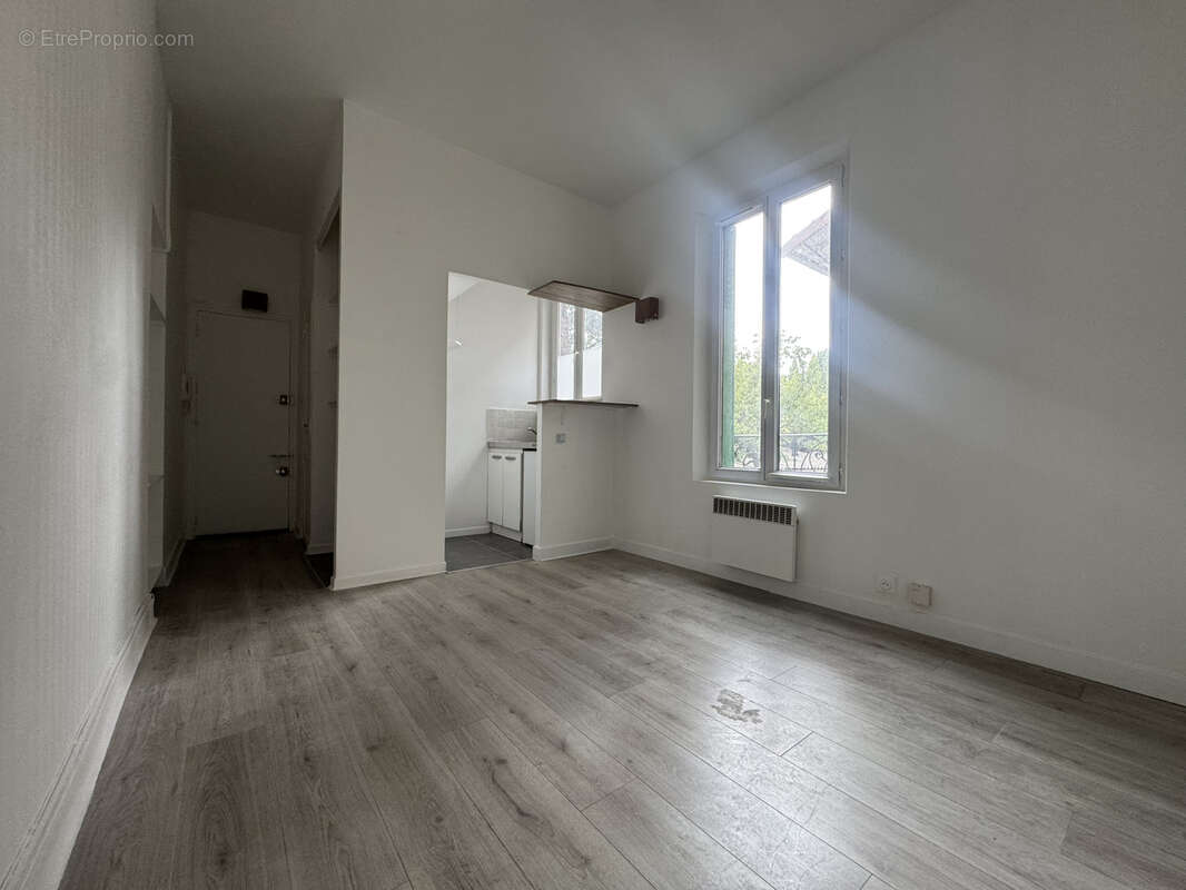 Appartement à COLOMBES