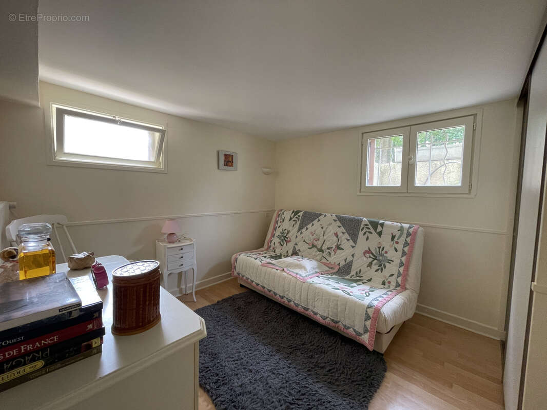 Maison à CHARBONNIERES-LES-BAINS