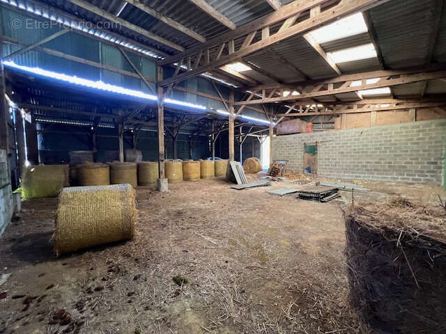 Terrain à COULONVILLERS