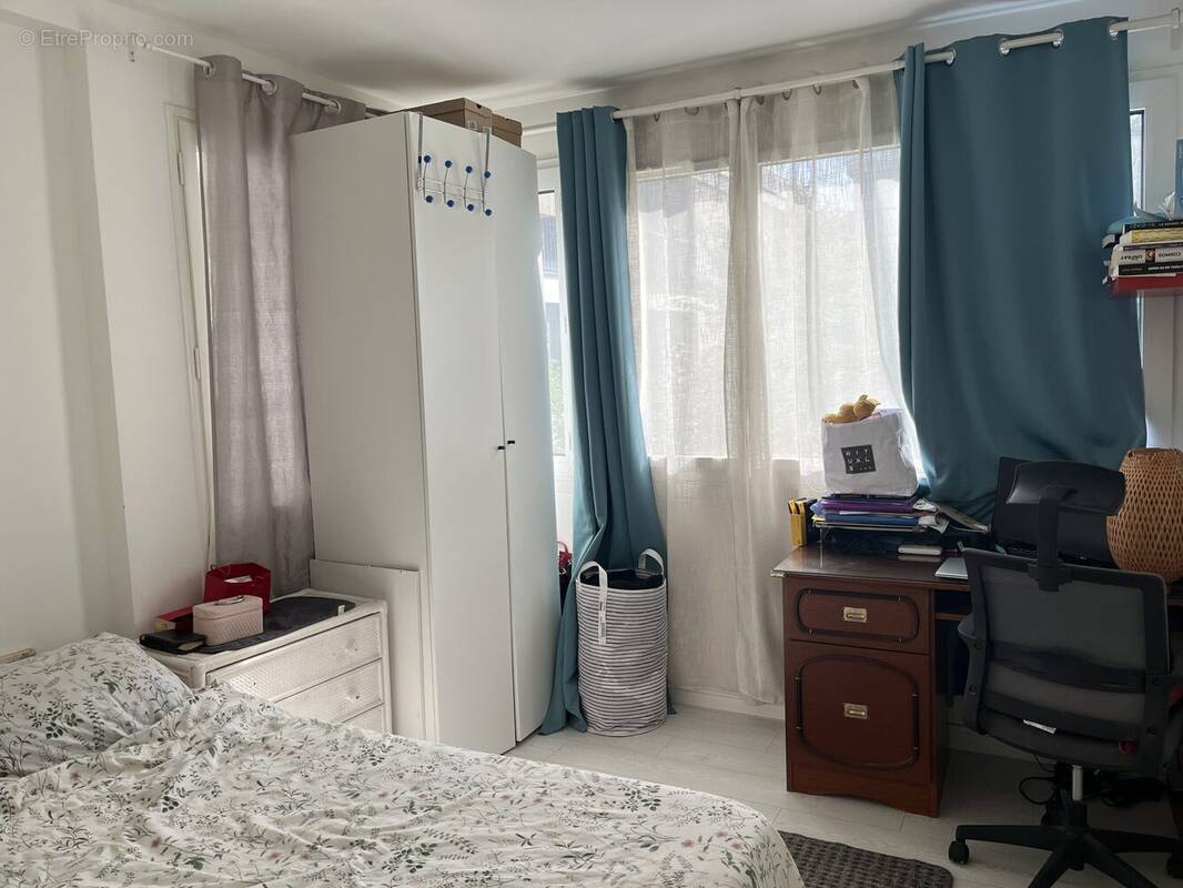 Appartement à FONTENAY-LE-FLEURY