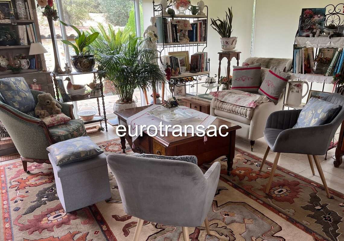 Maison à BALARUC-LE-VIEUX