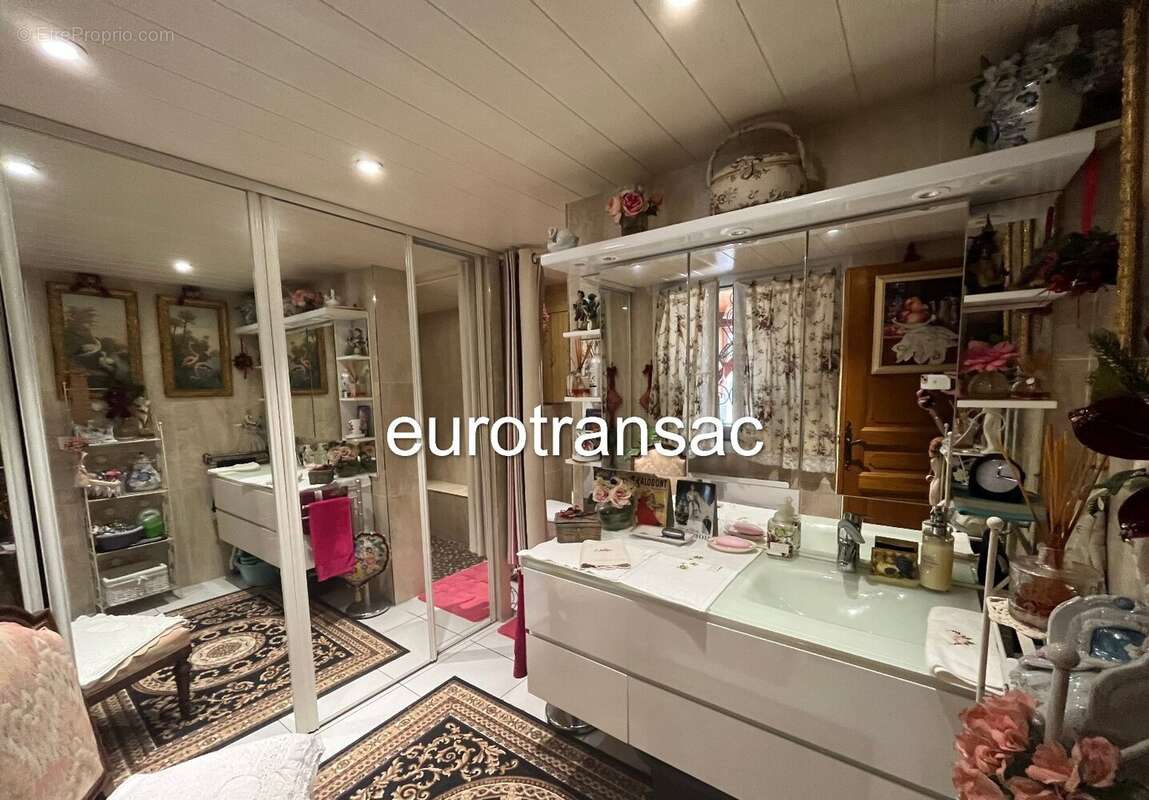 Maison à BALARUC-LE-VIEUX