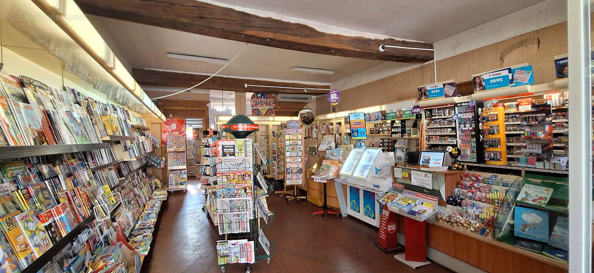 Commerce à VILLENEUVE-L&#039;ARCHEVEQUE