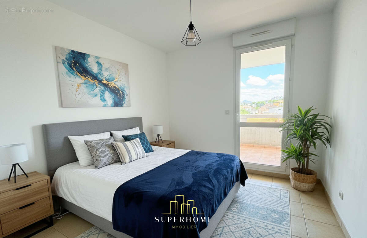 Appartement à MARSEILLE-9E