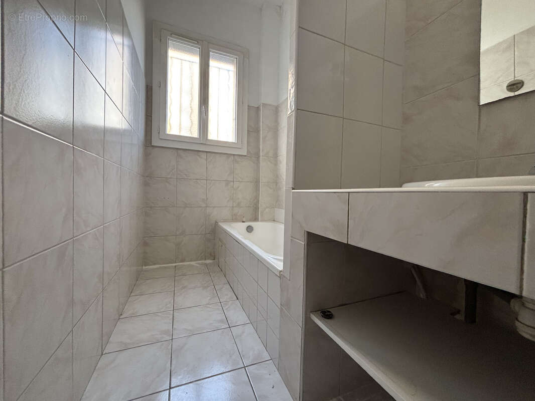 Appartement à MARSEILLE-13E