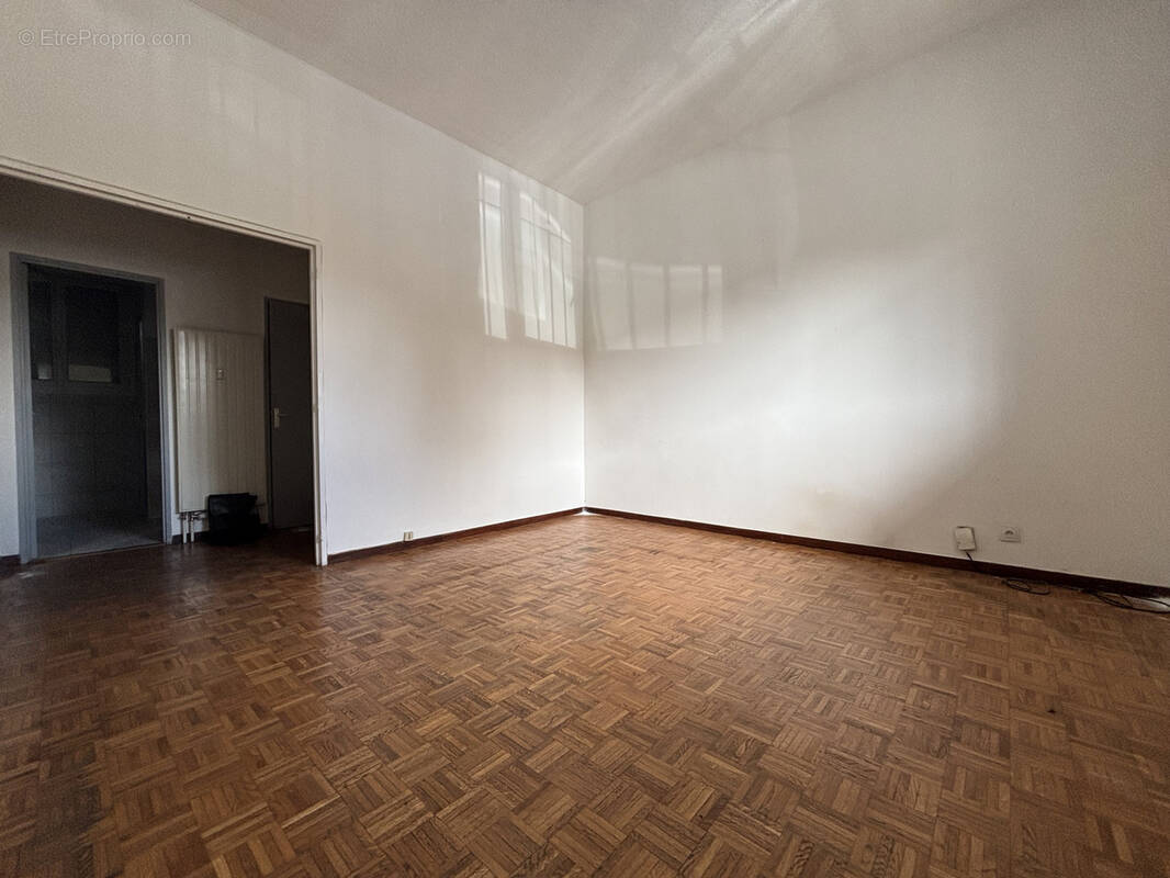 Appartement à MARSEILLE-13E