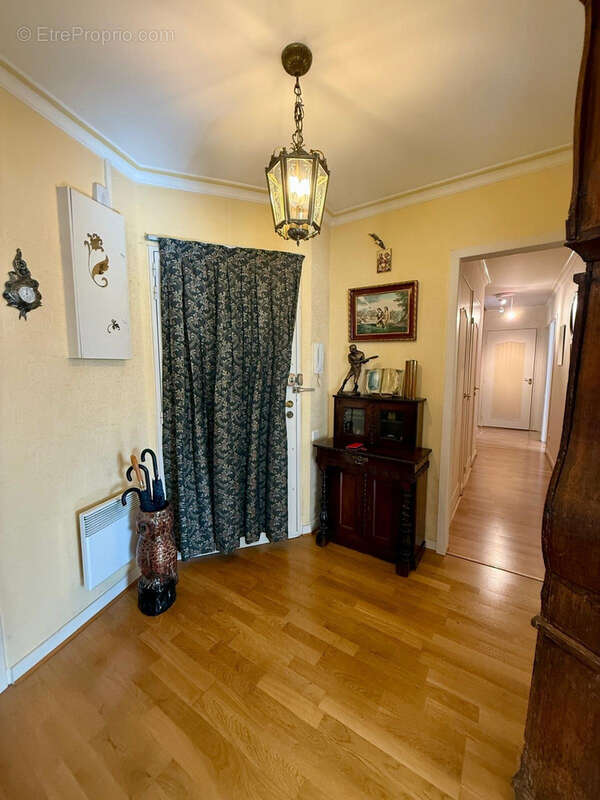 Appartement à FONTAINEBLEAU