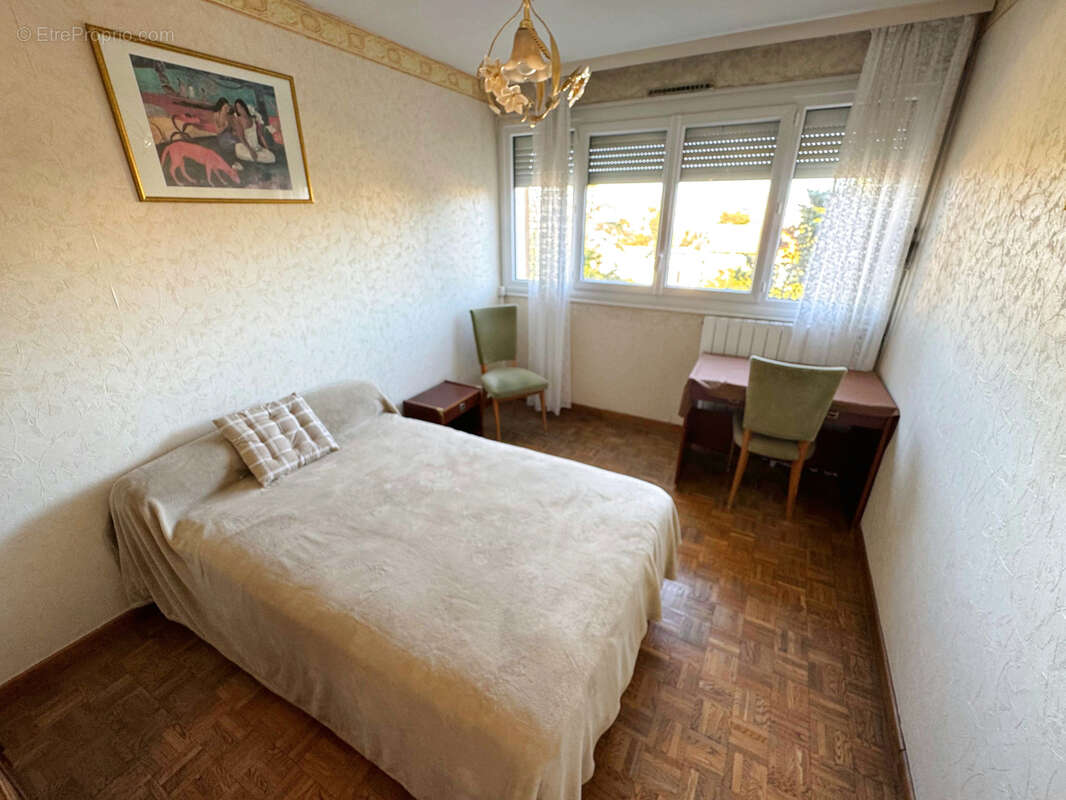 Appartement à MARSEILLE-10E