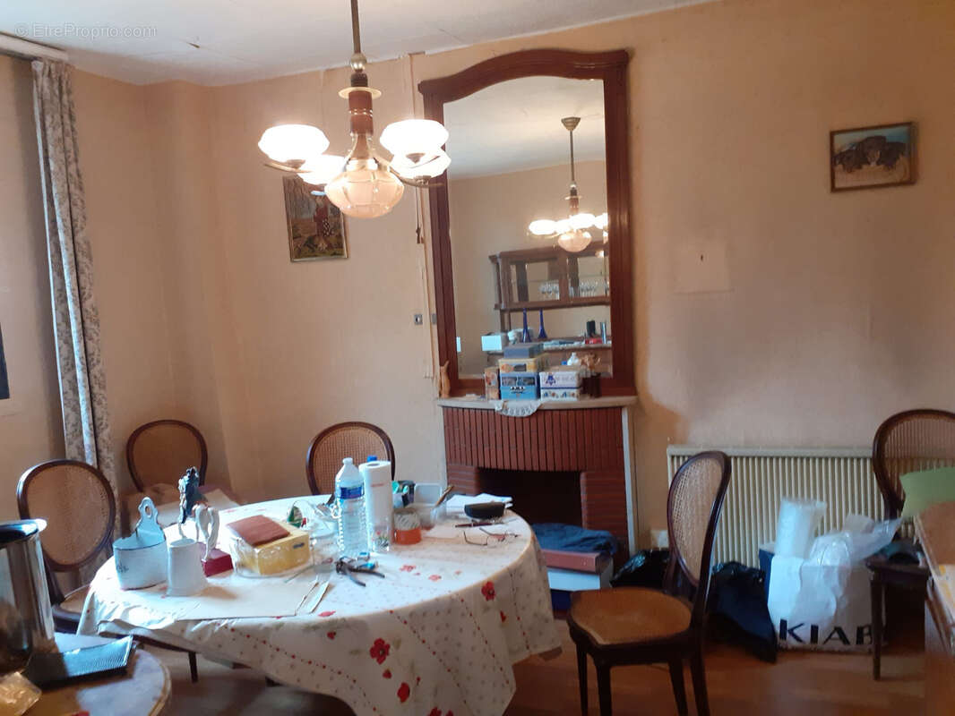 Appartement à VILLENEUVE-LE-ROI
