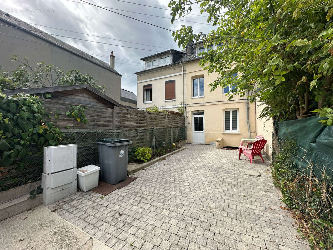 Maison à LE PETIT-QUEVILLY