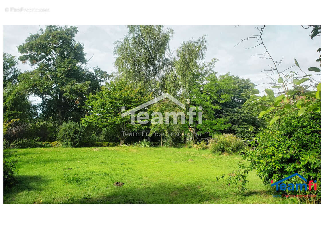 Maison à SAINT-PAL-DE-MONS