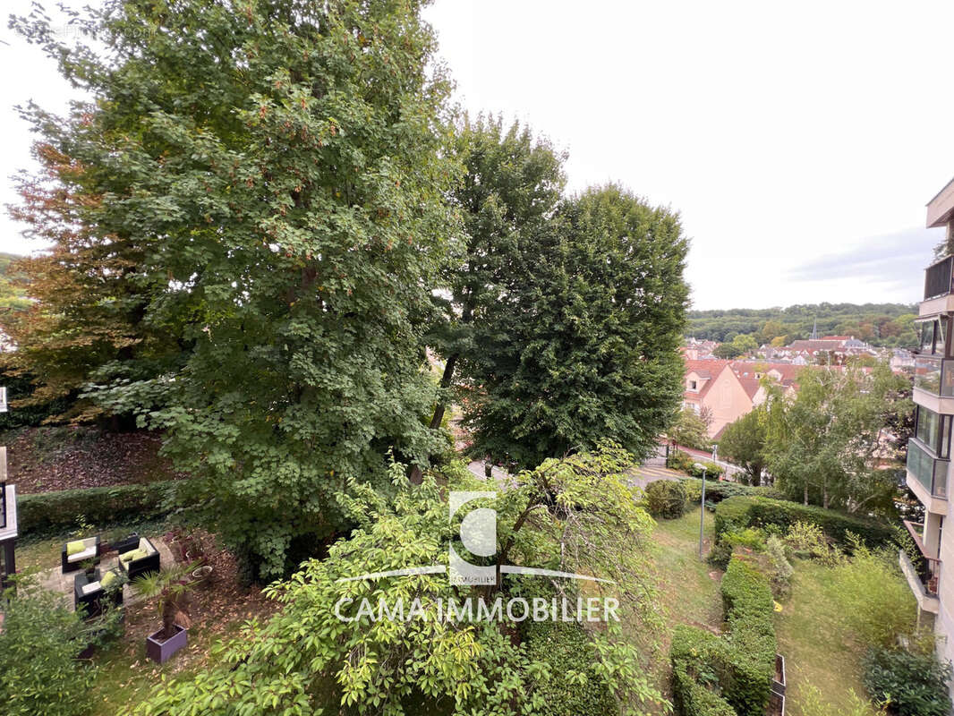 Appartement à JOUY-EN-JOSAS