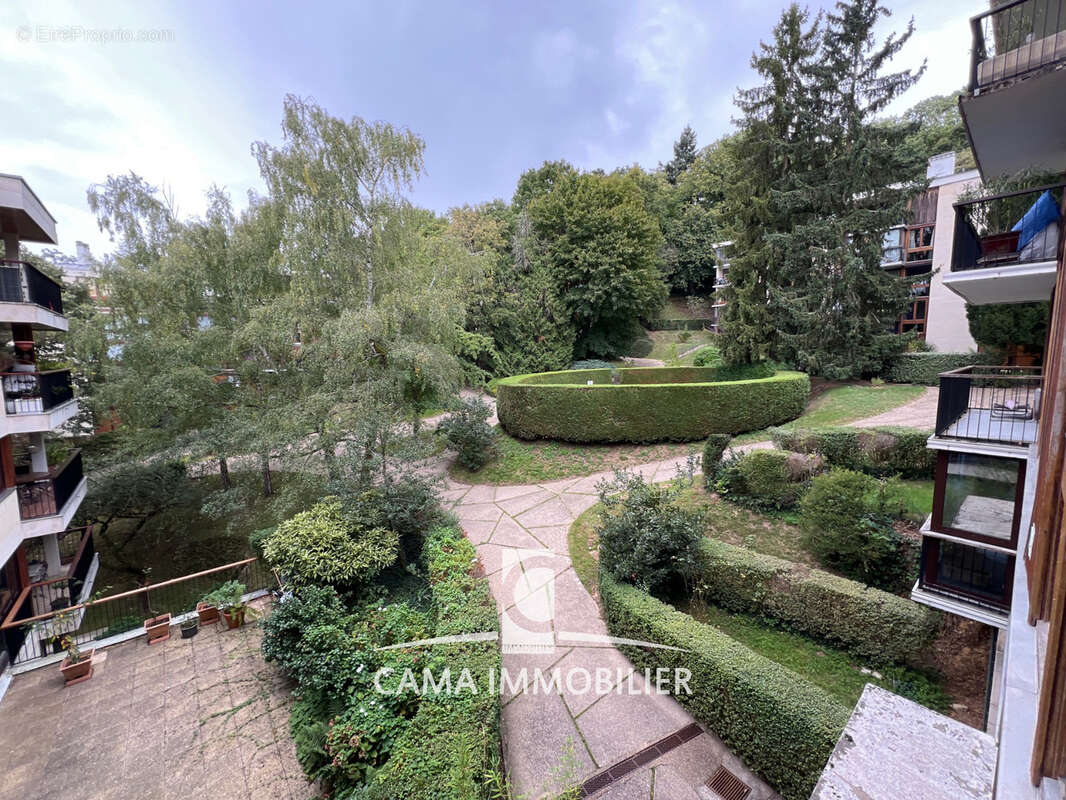 Appartement à JOUY-EN-JOSAS