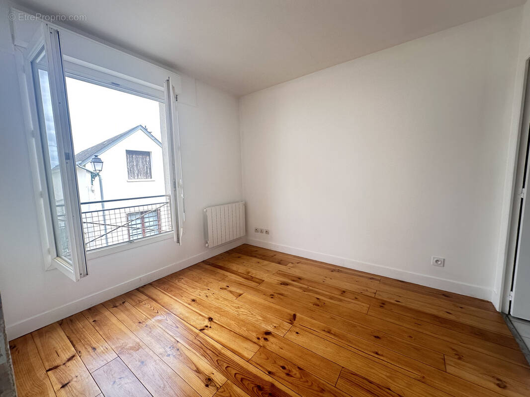 Appartement à AUNAY-SOUS-AUNEAU