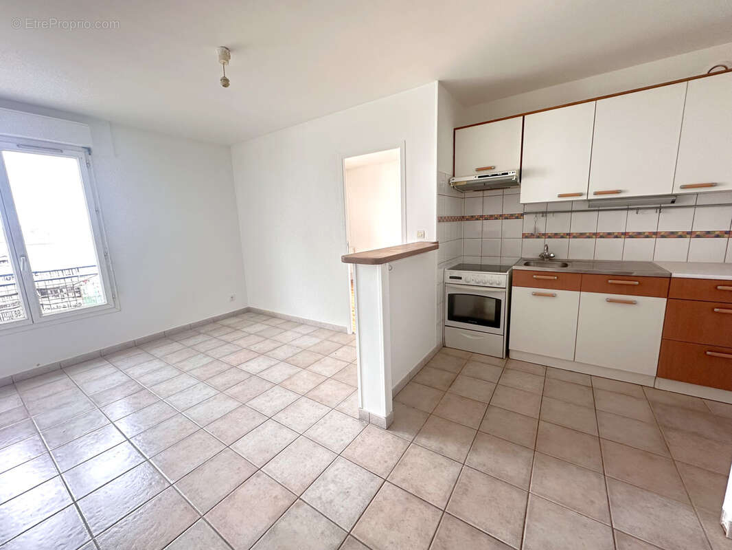 Appartement à AUNAY-SOUS-AUNEAU