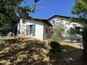 Maison à SAINT-GEORGES-DES-GARDES