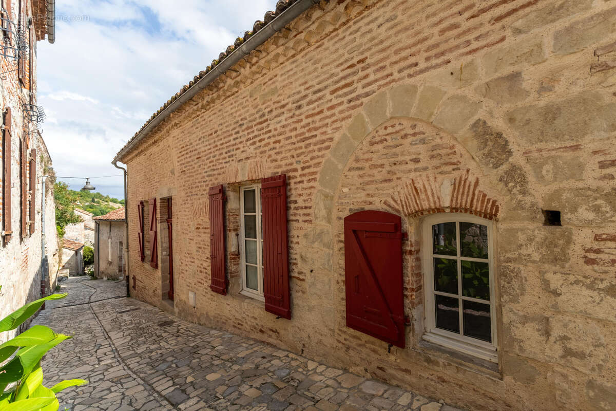 Maison à PENNE-D&#039;AGENAIS