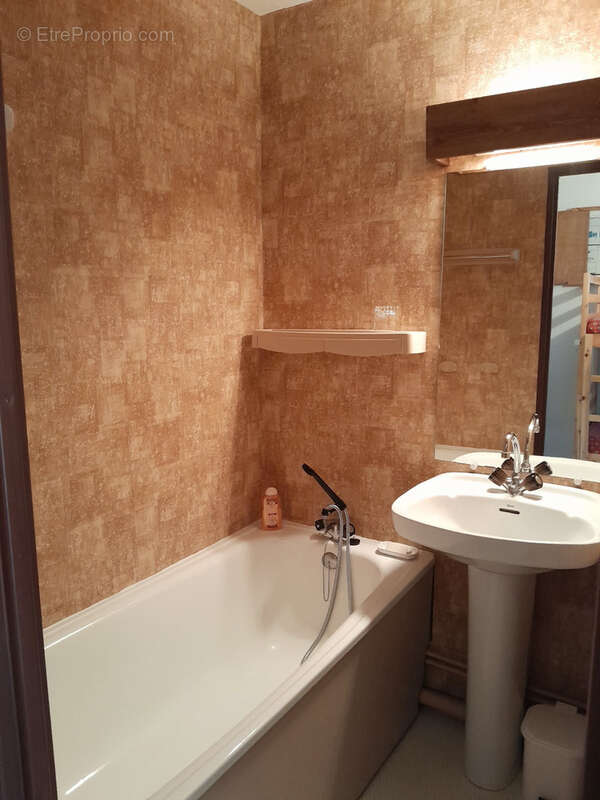 Appartement à LAVEISSIERE