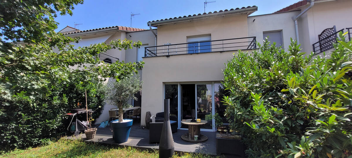 Maison à VILLEFRANCHE-SUR-SAONE