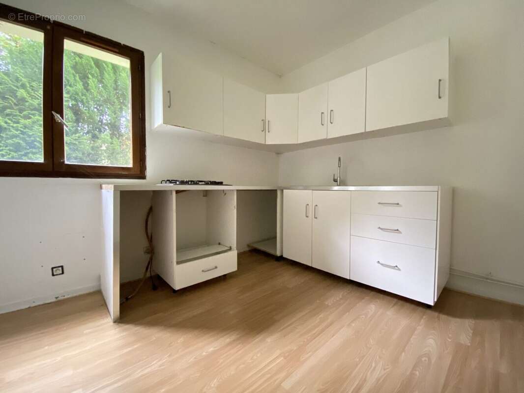 Appartement à CORBEIL-ESSONNES