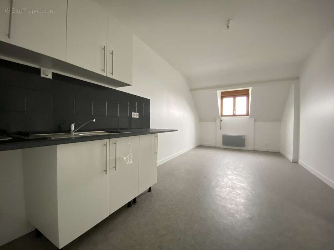 Appartement à CORBEIL-ESSONNES