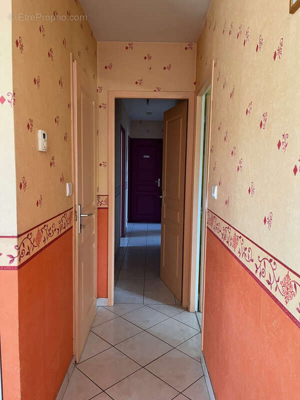 Maison à COUSSAC-BONNEVAL