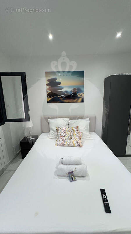 Autre à PARAY-VIEILLE-POSTE