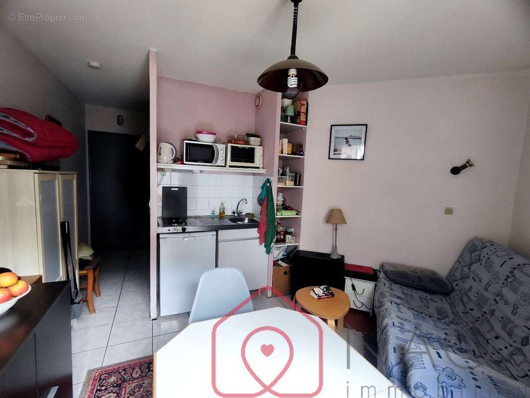 Appartement à LAMALOU-LES-BAINS