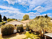 Appartement à EGUILLES