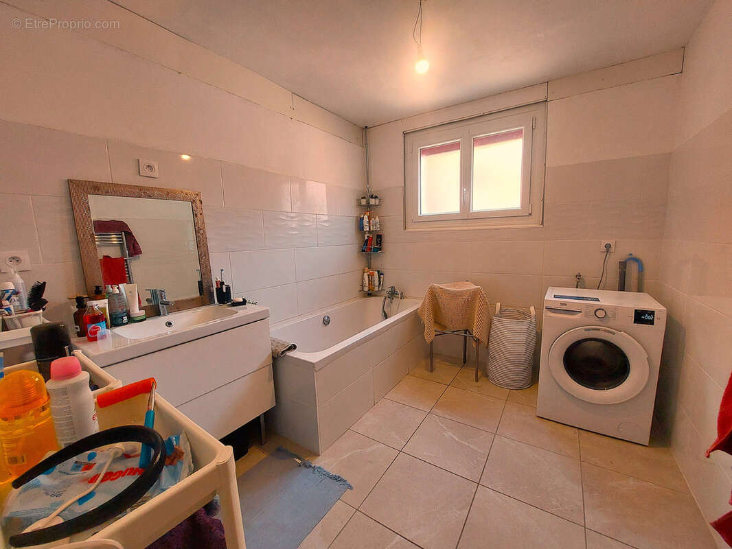 Appartement à GUICHE