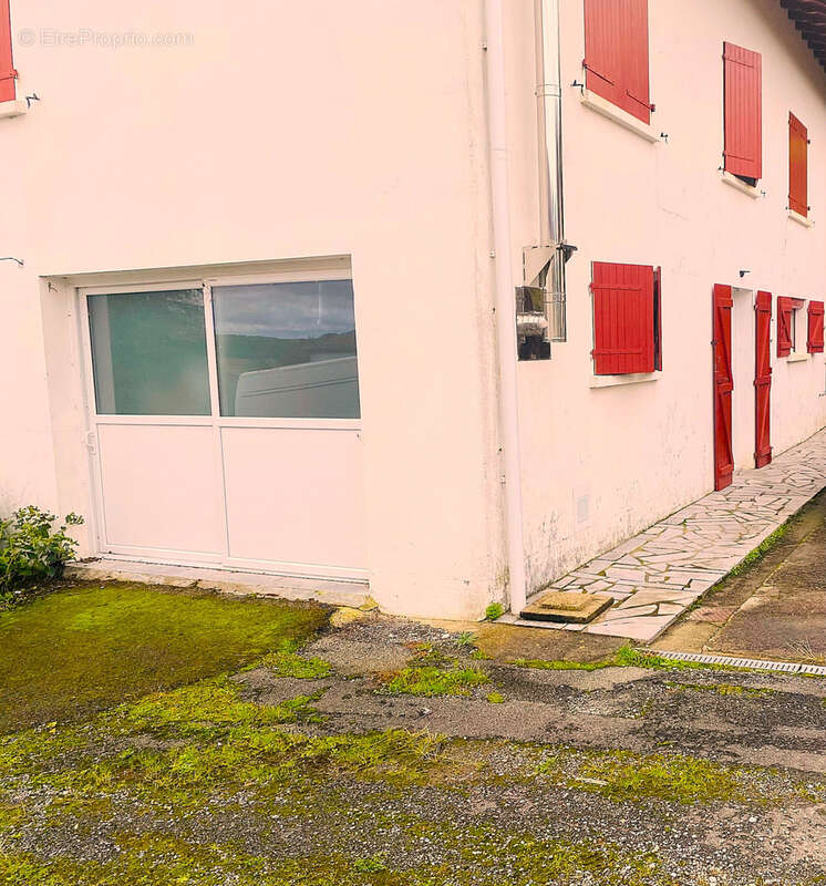 Appartement à GUICHE