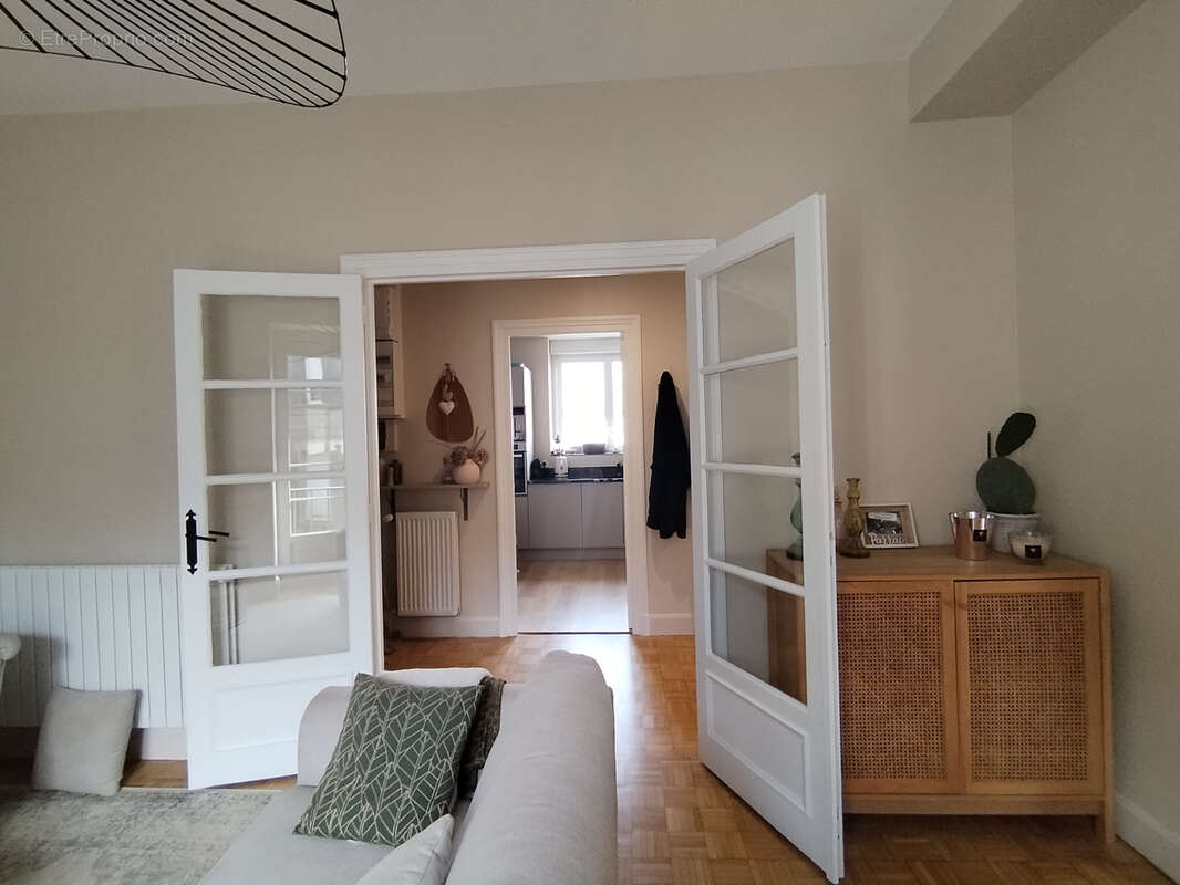 Appartement à FOUGERES