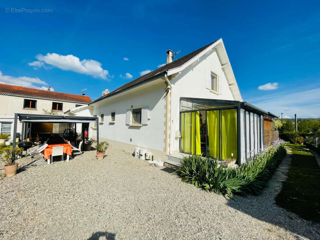 Maison à HAUTERIVES