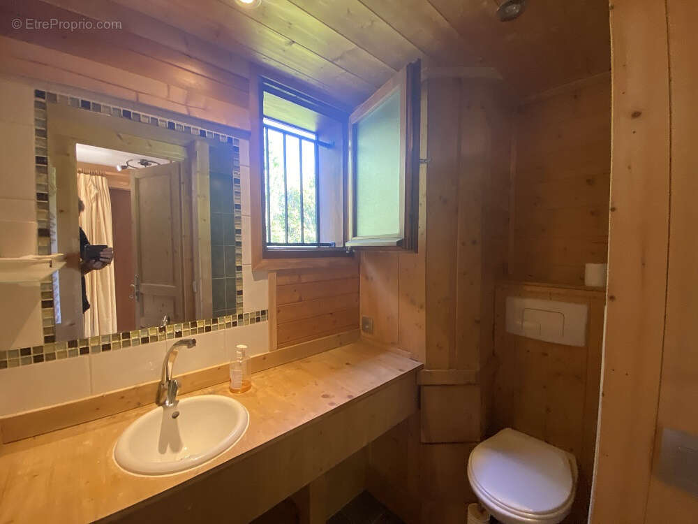 Appartement à DEMI-QUARTIER