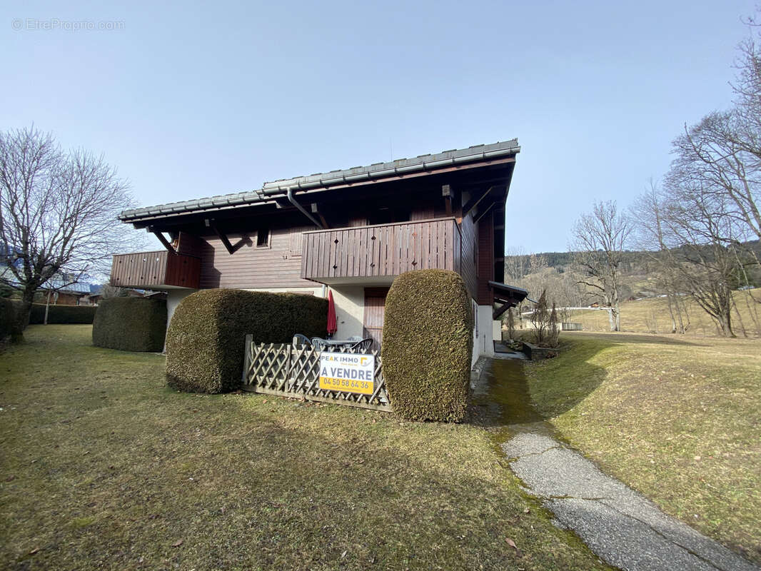 Appartement à DEMI-QUARTIER