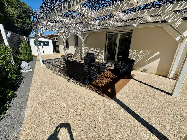 Maison à ESPONDEILHAN